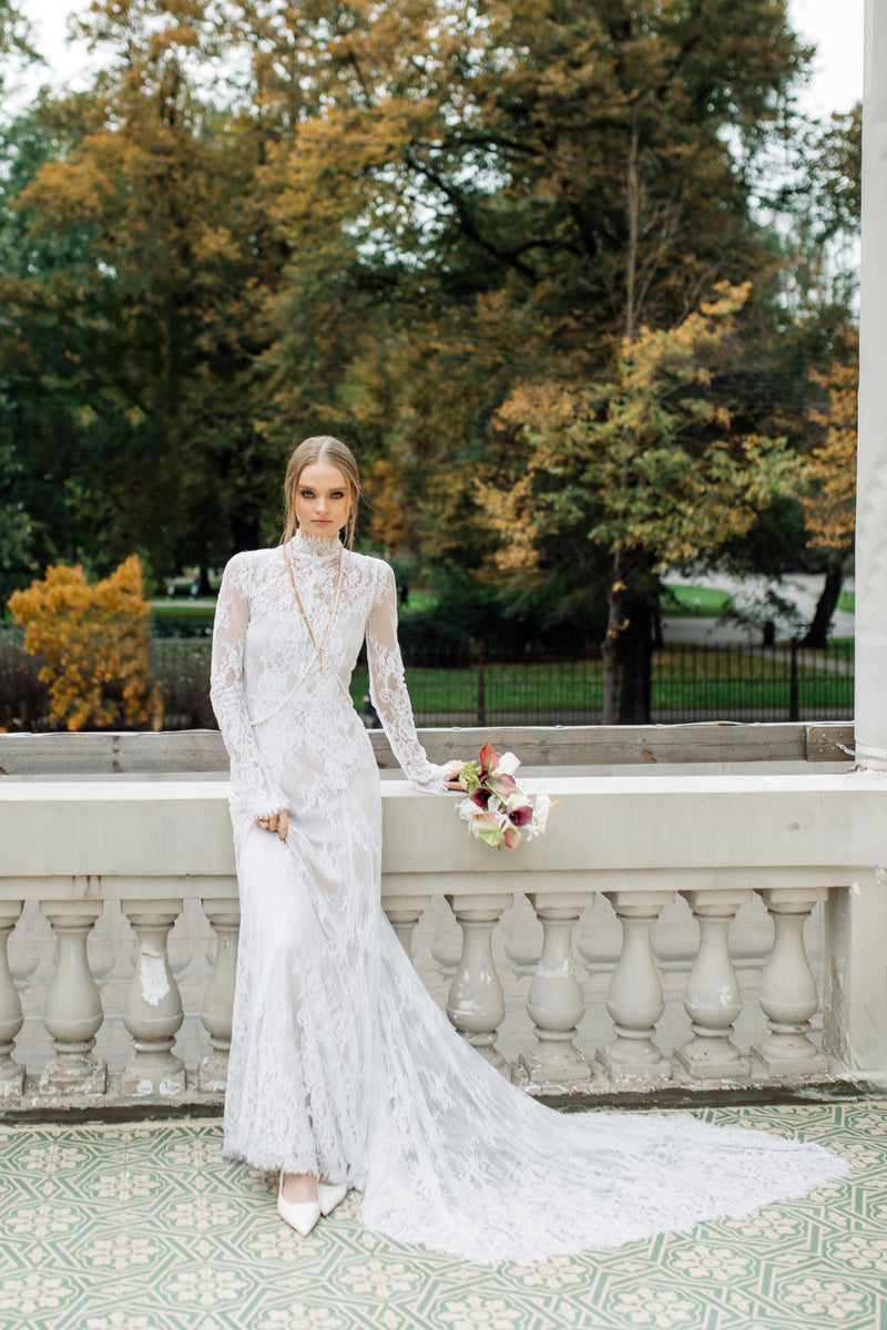 Eleganta mežģiņu kāzu kleita nāriņas kazu kleita no salona La Luna bridal Alberta iela 1