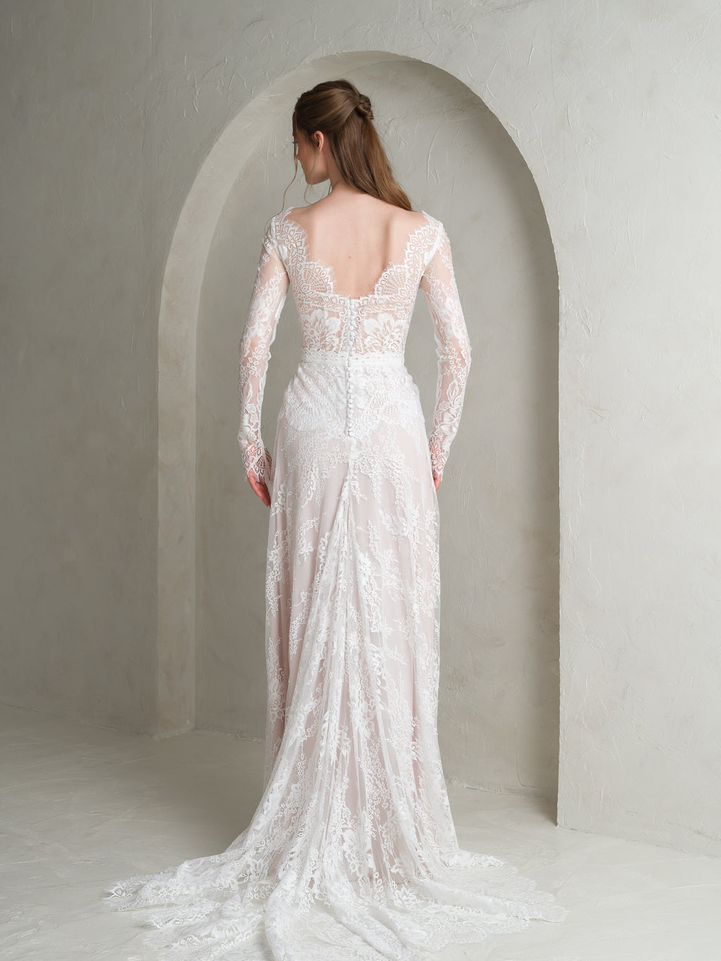 kāzu kleita ar mežģīnēm Rīgā La Luna Bridal salons

minimālisma kāzu kleita dizainera Katya Katya kolekcija

boho stila līgavas kleita pielaikošanā Rīgas kāzu salonā
nāriņas silueta kāzu kleita
minimalistiska kāzu kleita ligavai
mežģīņu kāzu kleita klasiskai līgavai